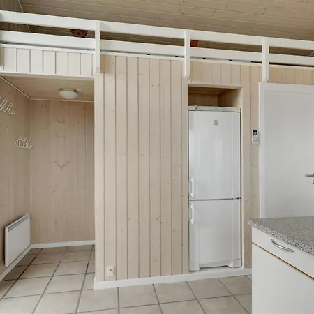 Holiday home Finn - 100m From The Sea By Interhome Mommark