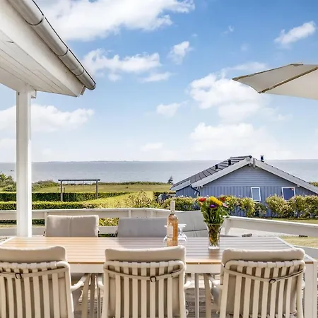 Сasa de vacaciones Finn - 100m From The Sea By Interhome Mommark